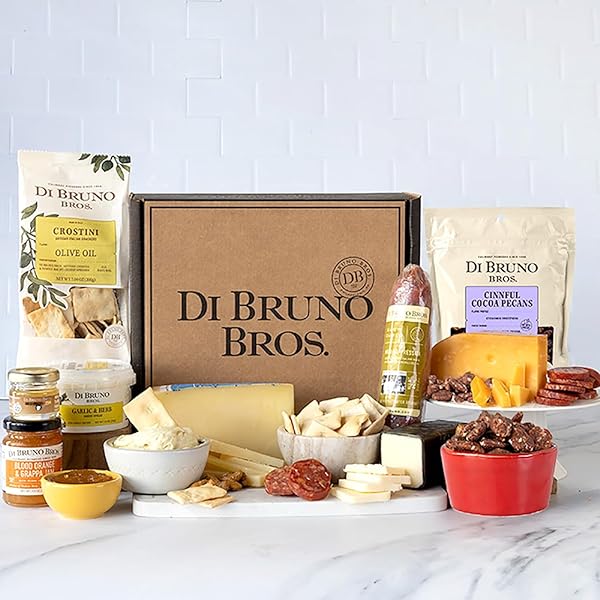 Amazon.com : Di Bruno Bros Gourmet Cheese Spread & Crostini